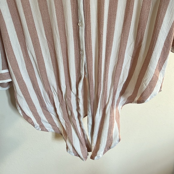 Vixbe button down top - Picture 5 of 6